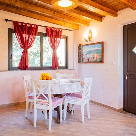 Апартаменты Aurora, *