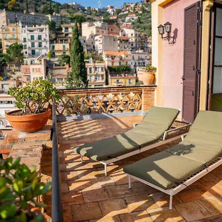 Апартаменты Aurora, Таормина